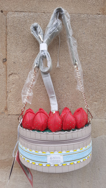 Vendula London - La Petite Creperie Strawberry Tarte Bag