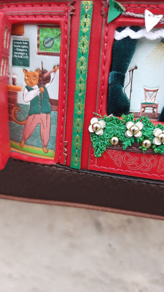 Vendula London - The Clover Inn - Luna Pouch Bag