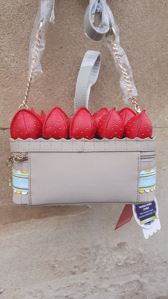 Vendula London - La Petite Creperie Strawberry Tarte Bag